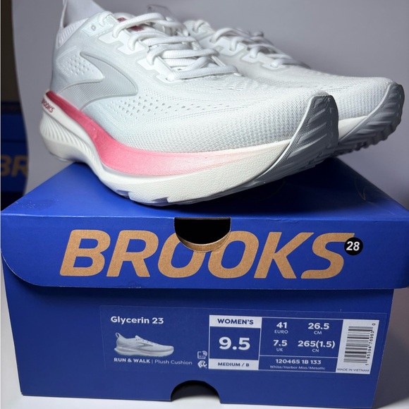Brand New In Box Brooks Glycerin 23 women's size 9.5. White and pink color way 🔥 - Picture 15 of 15